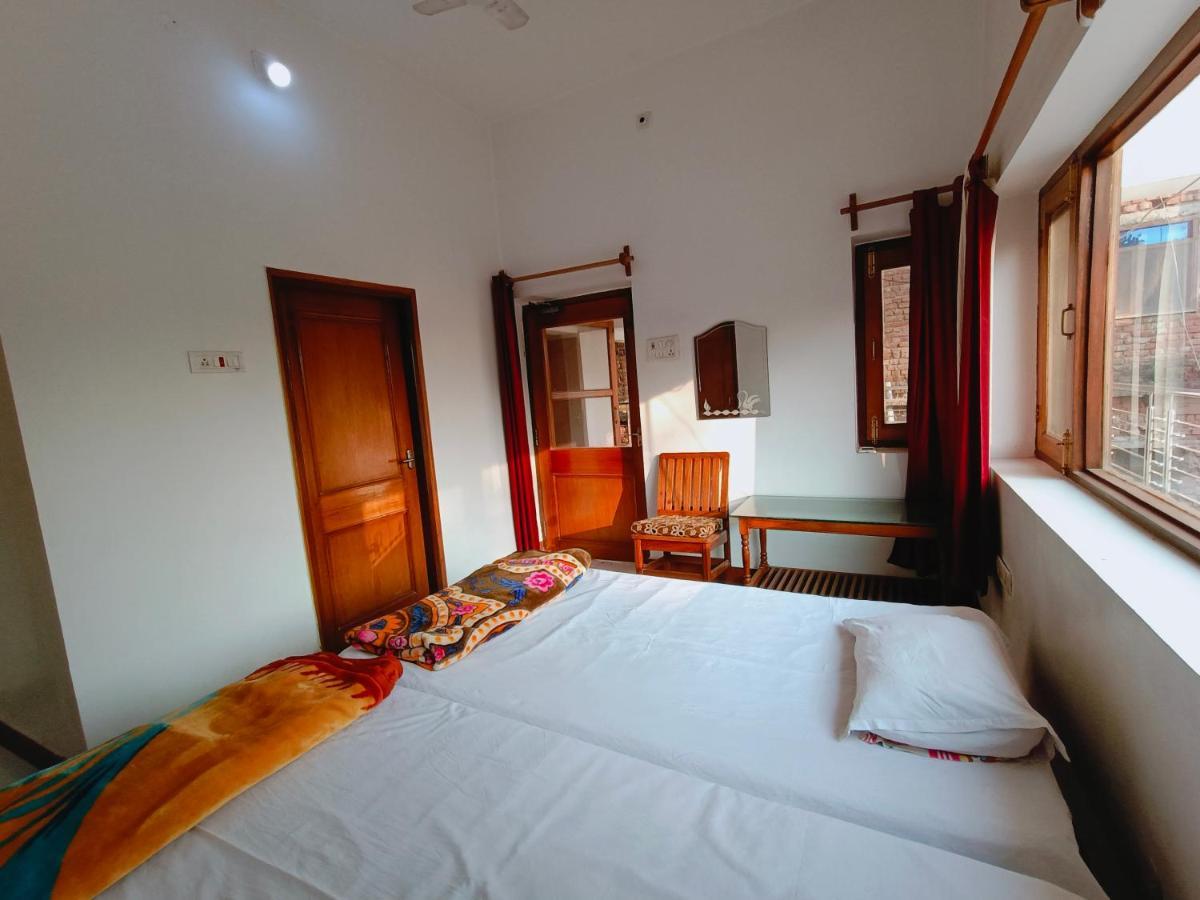 The Gupta Guest House 菩提伽耶 外观 照片